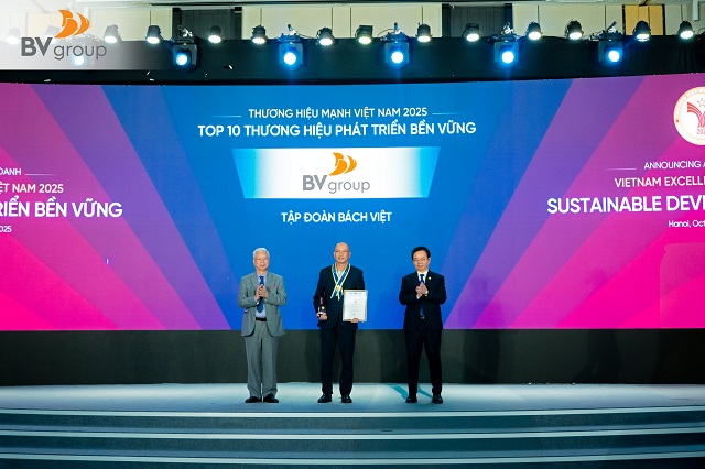 BV GROUP ĐƯỢC VINH DANH TOP 10 THƯƠNG HIỆU PHÁT TRIỂN BỀN VỮNG 2025