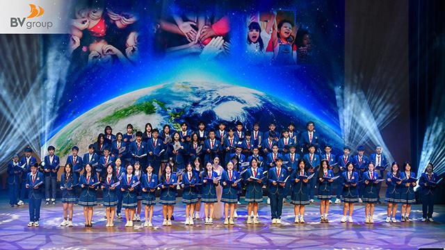 VIETSCHOOL BIẾN ĐÁNH GIÁ CUỐI KỲ THÀNH MỘT CONCERT NGHỆ THUẬT